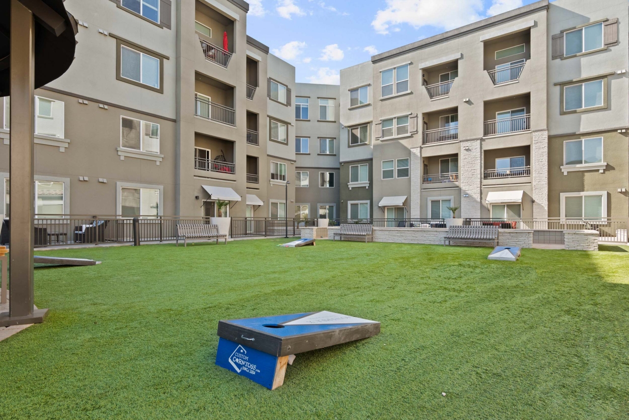 montreuxgrass 2